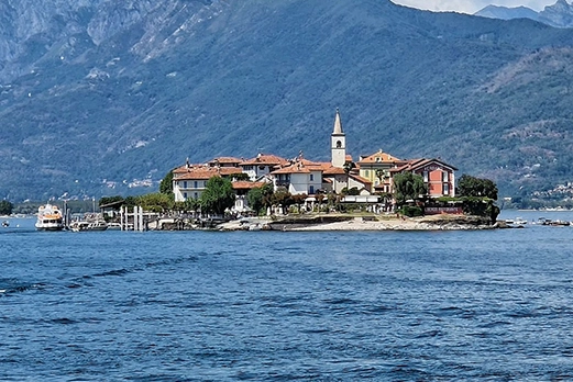 Isola Superiore an Bord